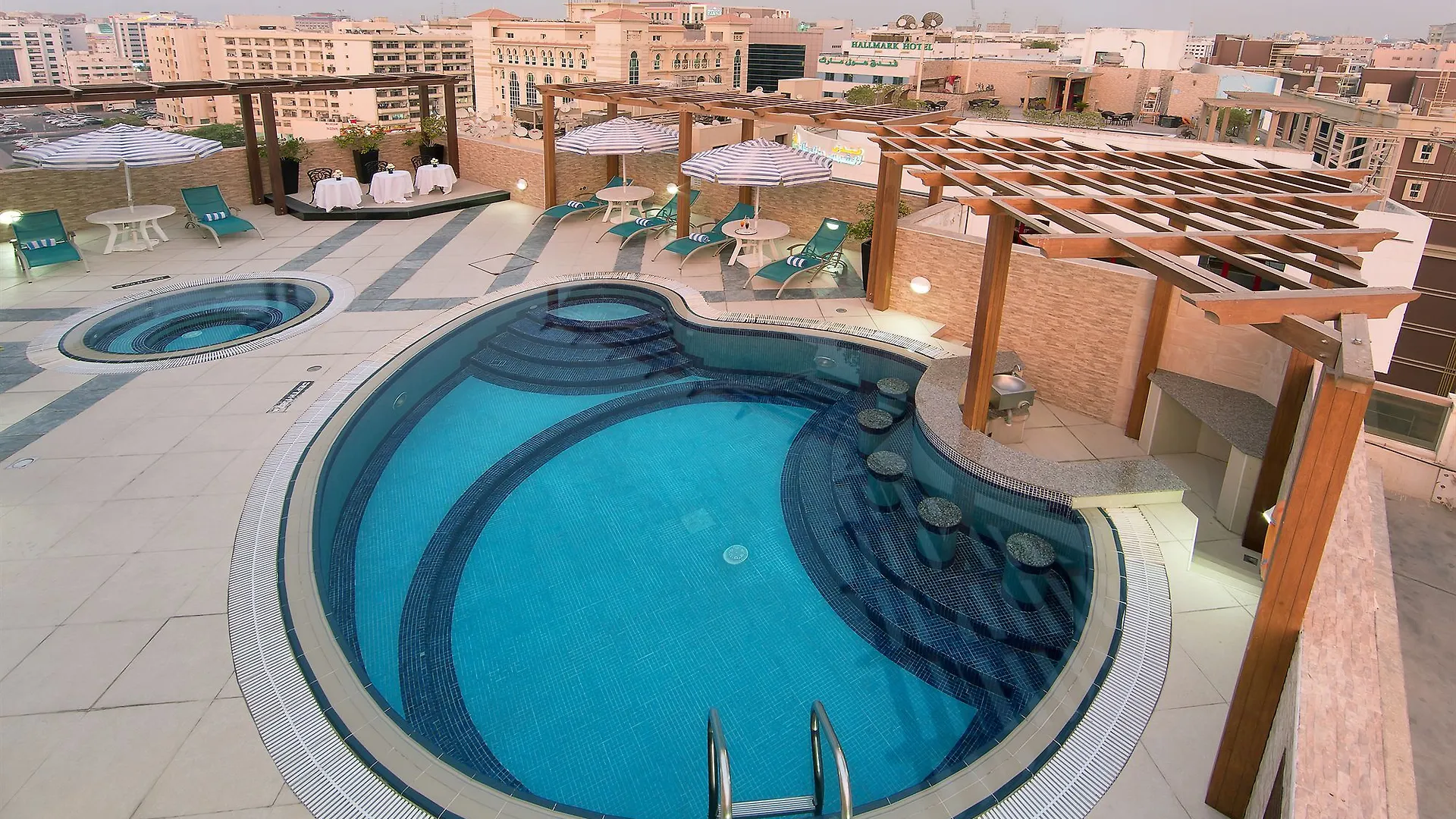 Lotus Grand Hotel Dubai 4*,  Forenede Arabiske Emirater
